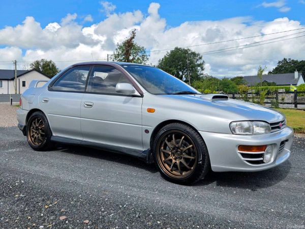 Subaru Impreza Saloon, Petrol, 1996, Silver