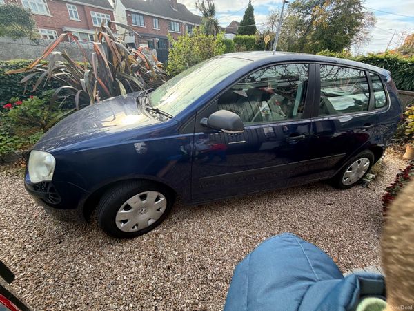 Volkswagen Polo Hatchback, Petrol, 2006, Blue