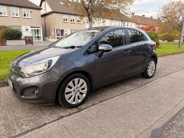 Kia Rio Hatchback, Diesel, 2014, Silver