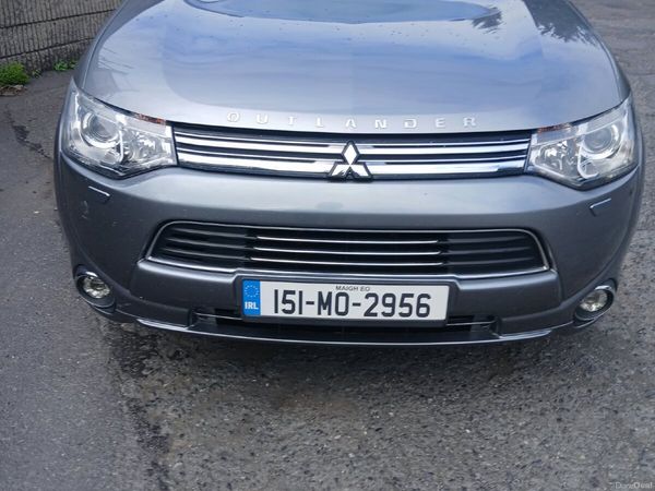 Mitsubishi Outlander SUV, Petrol Plug-in Hybrid, 2015, Grey