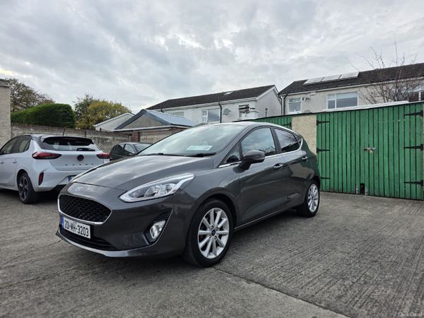 Ford Fiesta Hatchback, Petrol, 2020, Grey
