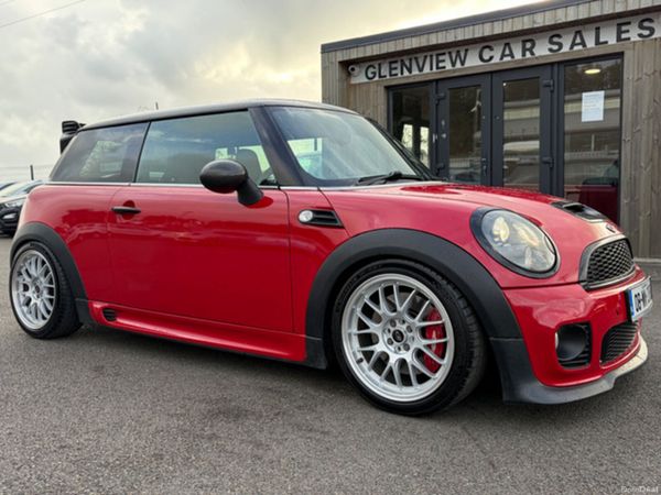 Mini Cooper Hatchback, Petrol, 2008, Red