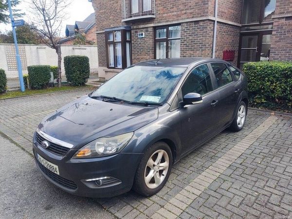 Ford Focus Hatchback, Diesel, 2009, Grey