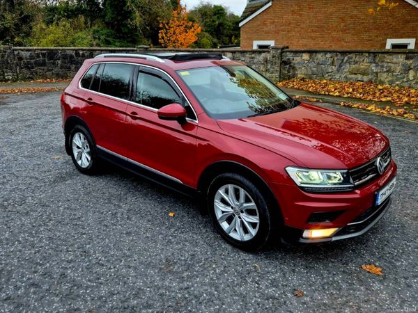 Volkswagen Tiguan SUV, Diesel, 2017, Red
