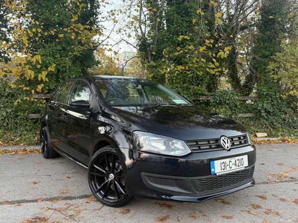 Volkswagen Polo Hatchback, Petrol, 2013, Black