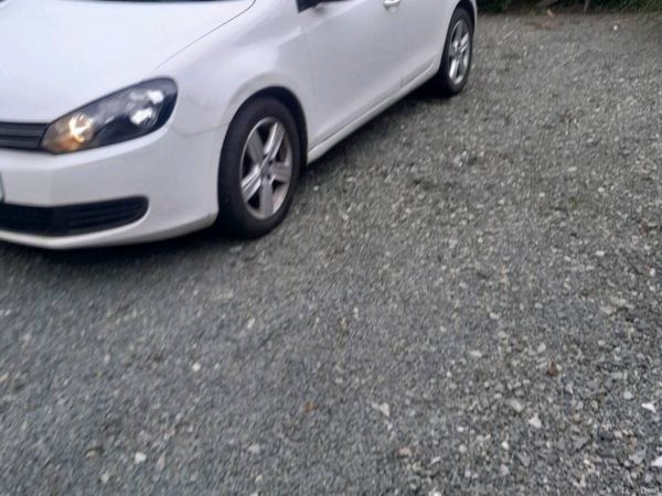 Volkswagen Golf Hatchback, Diesel, 2012, White