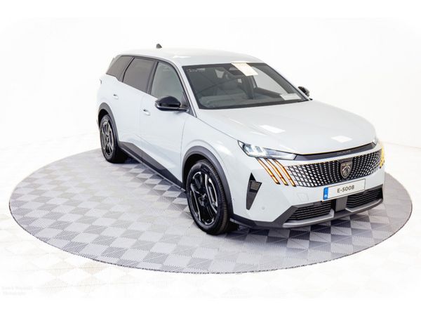 Peugeot 5008 SUV, Electric, 2027, White