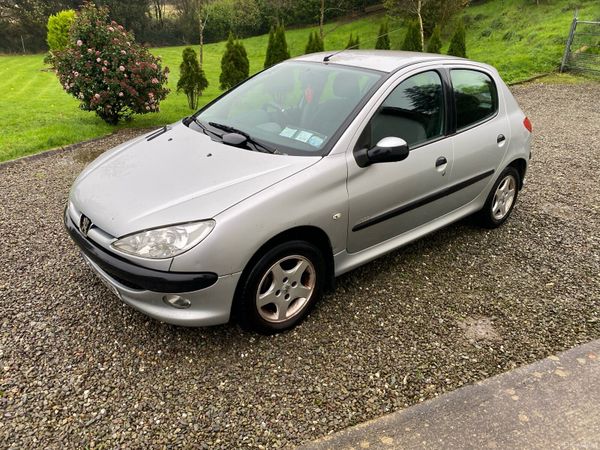 Peugeot 206 Hatchback, Petrol, 2006, Grey