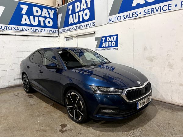 Skoda Octavia Hatchback, Diesel, 2021, Blue