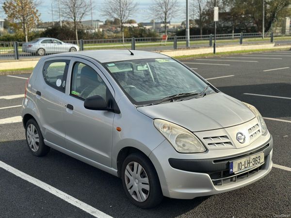Nissan Pixo Hatchback, Petrol, 2010, Silver