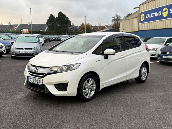 Honda Fit Hatchback, Petrol Hybrid, 2013, White