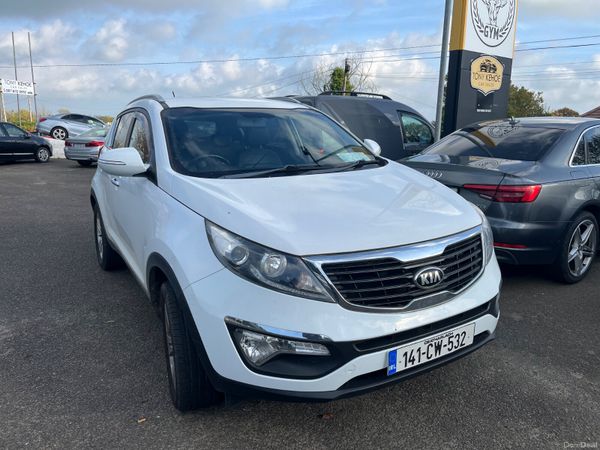Kia Sportage SUV, Diesel, 2014, White