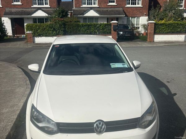 Volkswagen Polo Hatchback, Petrol, 2012, White