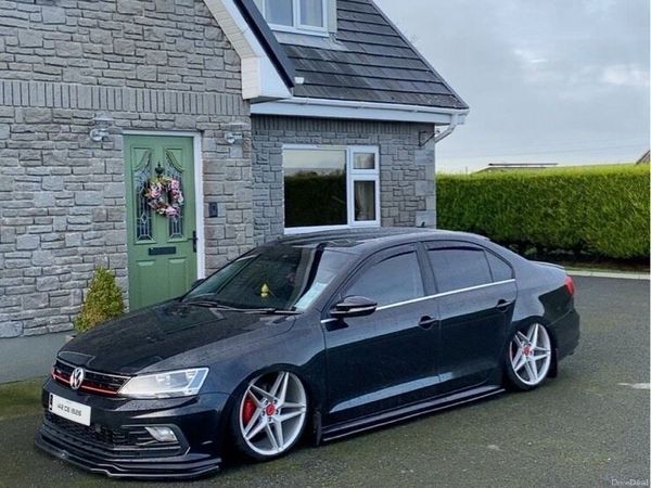 Volkswagen Jetta Saloon, Diesel, 2014, Black