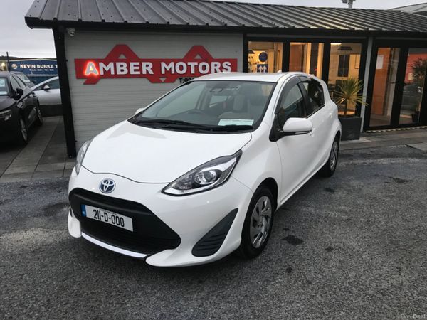 Toyota Aqua Hatchback, Petrol Hybrid, 2021, White