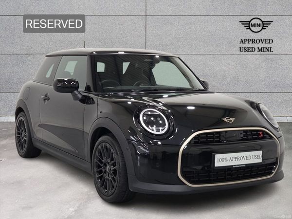 Mini Cooper Hatchback, Petrol, 2026, Black