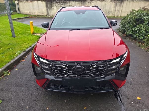 Hyundai Tucson SUV, Petrol Plug-in Hybrid, 2024, Red