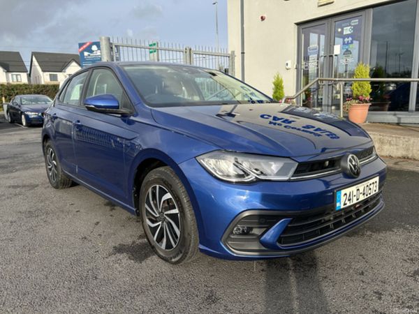 Volkswagen Polo Hatchback, Petrol, 2024, Blue