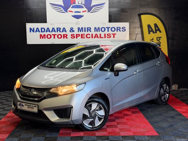 Honda Fit Hatchback, Petrol Hybrid, 2015, Silver