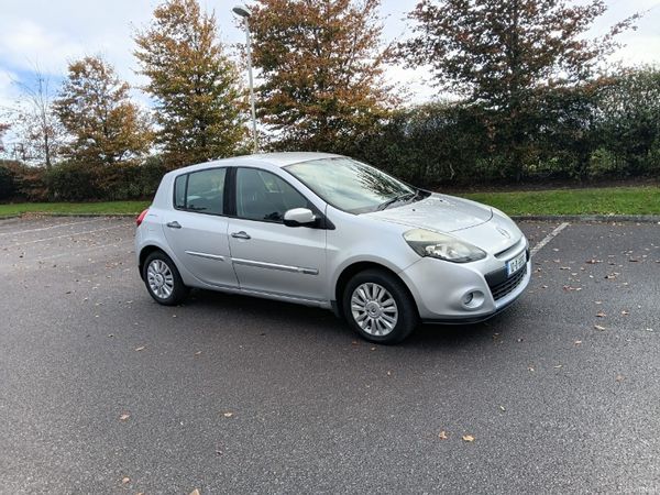 Renault Clio Hatchback, Ethanol Petrol, 2010, Silver