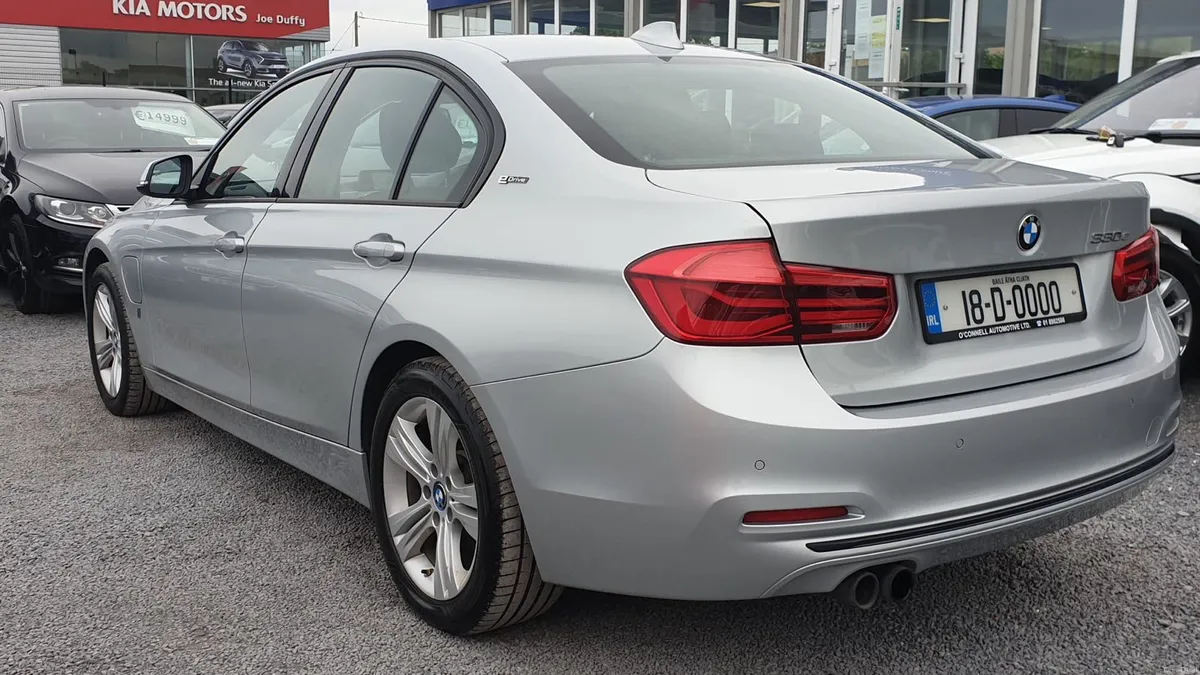 2018 BMW 330E SPORT **PETROL/ELECTRIC** - Image 6