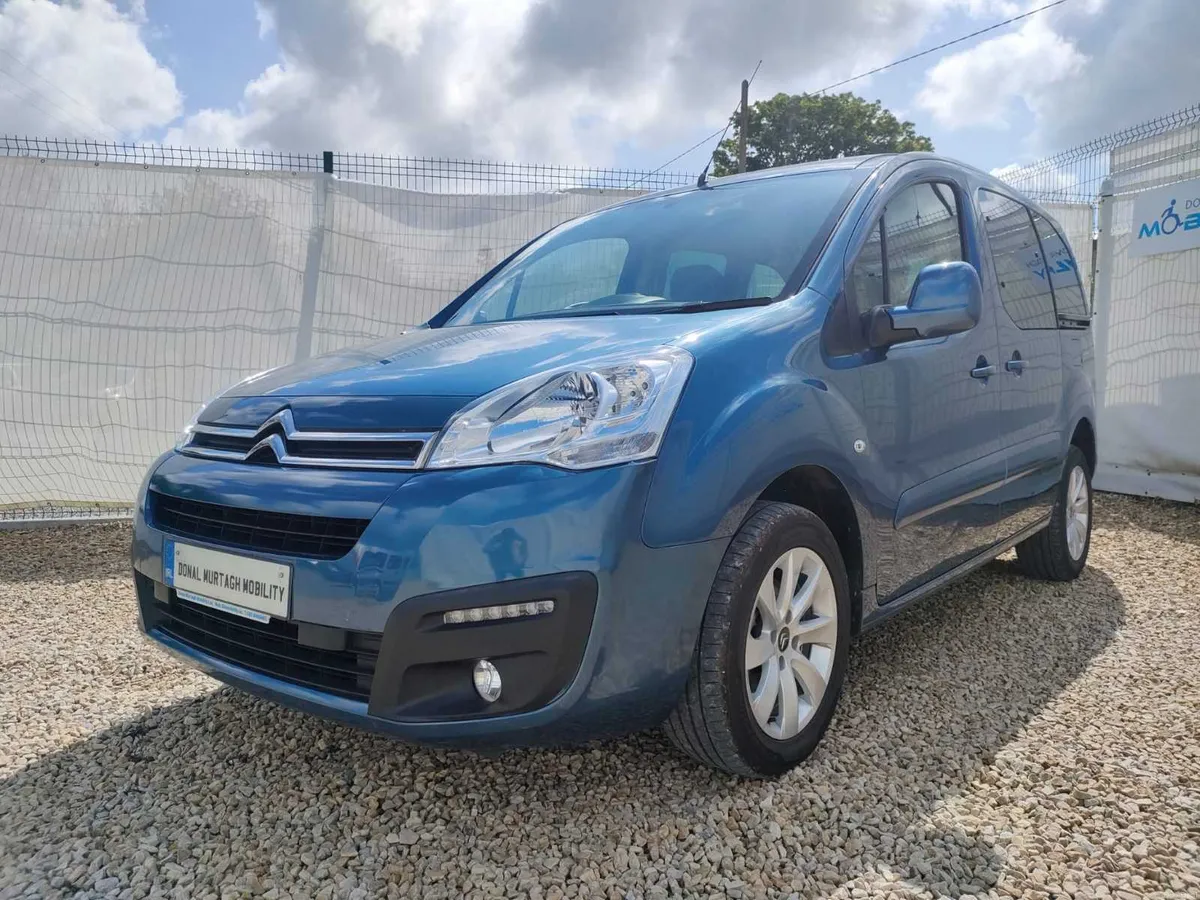 Wheelchair Car - Image 3