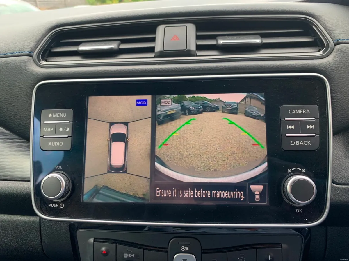 Nissan Leaf N-connecta 40 kwh Battery * High Spec* - Image 4