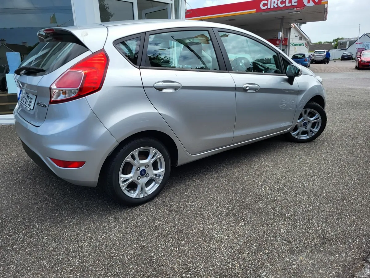 Ford Fiesta 1.0 Zetec Ecoboost 65BHP - Image 5
