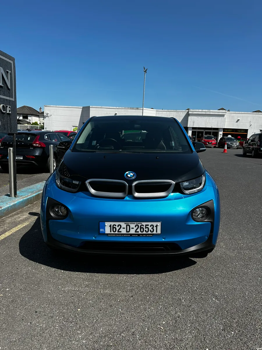 162 BMW i3 - Electric with Petrol Range Extender - Image 6