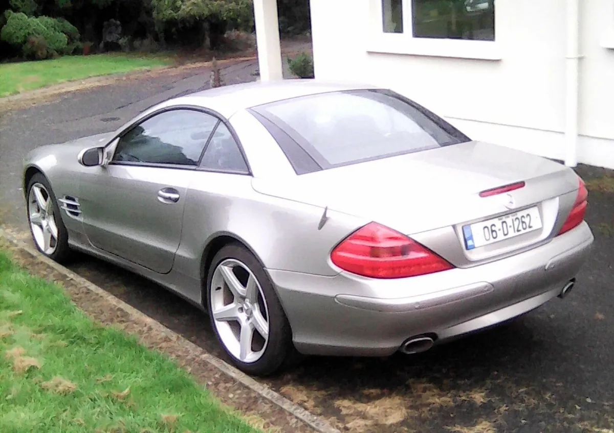 Mercedes  SL 350 Auto  Mint Condition. - Image 2