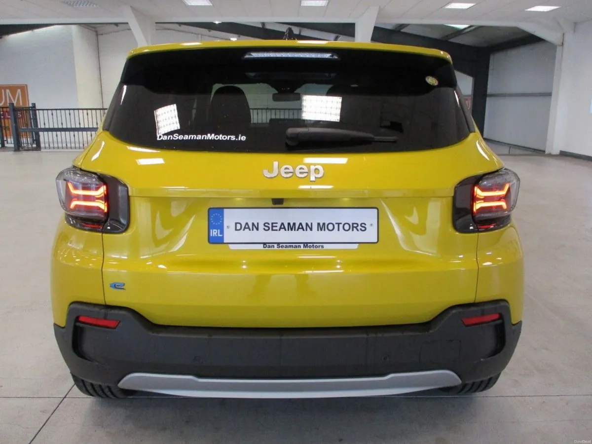 AVENGER LONGITUDE EV NEW 262 OFFERS  3.9% FINANCE - Image 6