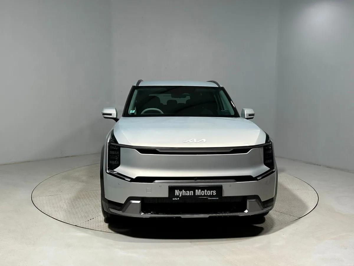 Kia EV9 Earth 261 (2026) - Image 3