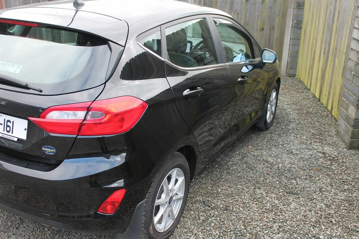 Ford Fiesta Black - Image 5