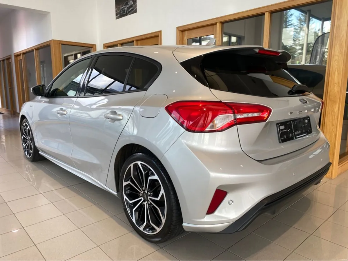 Ford Focus ST-Line Edition 1.5 TD 120hp M6 - Image 5