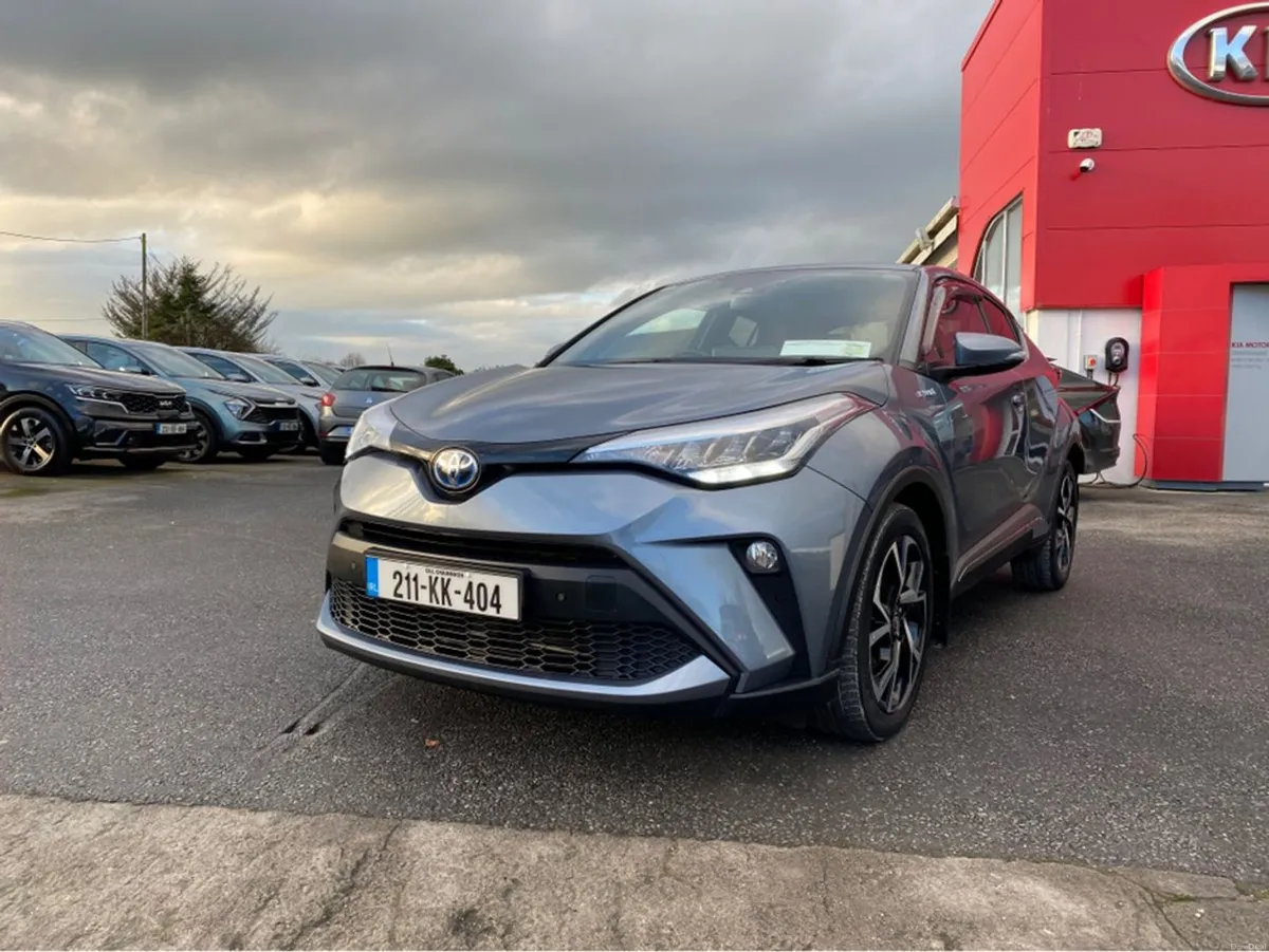Toyota C-HR 1.8 Hybrid Sportmono 4DR Sport Auto - Image 4