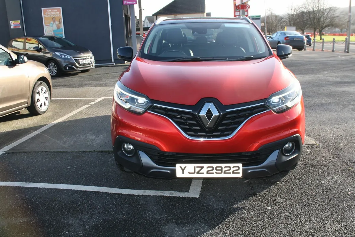 2016 Renault Kadjar 1.6DCi Signature 4x4 Die 6-sp - Image 3