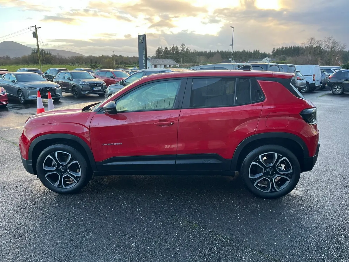 All New  Electric Jeep Avenger (Launch Edition) - Image 5