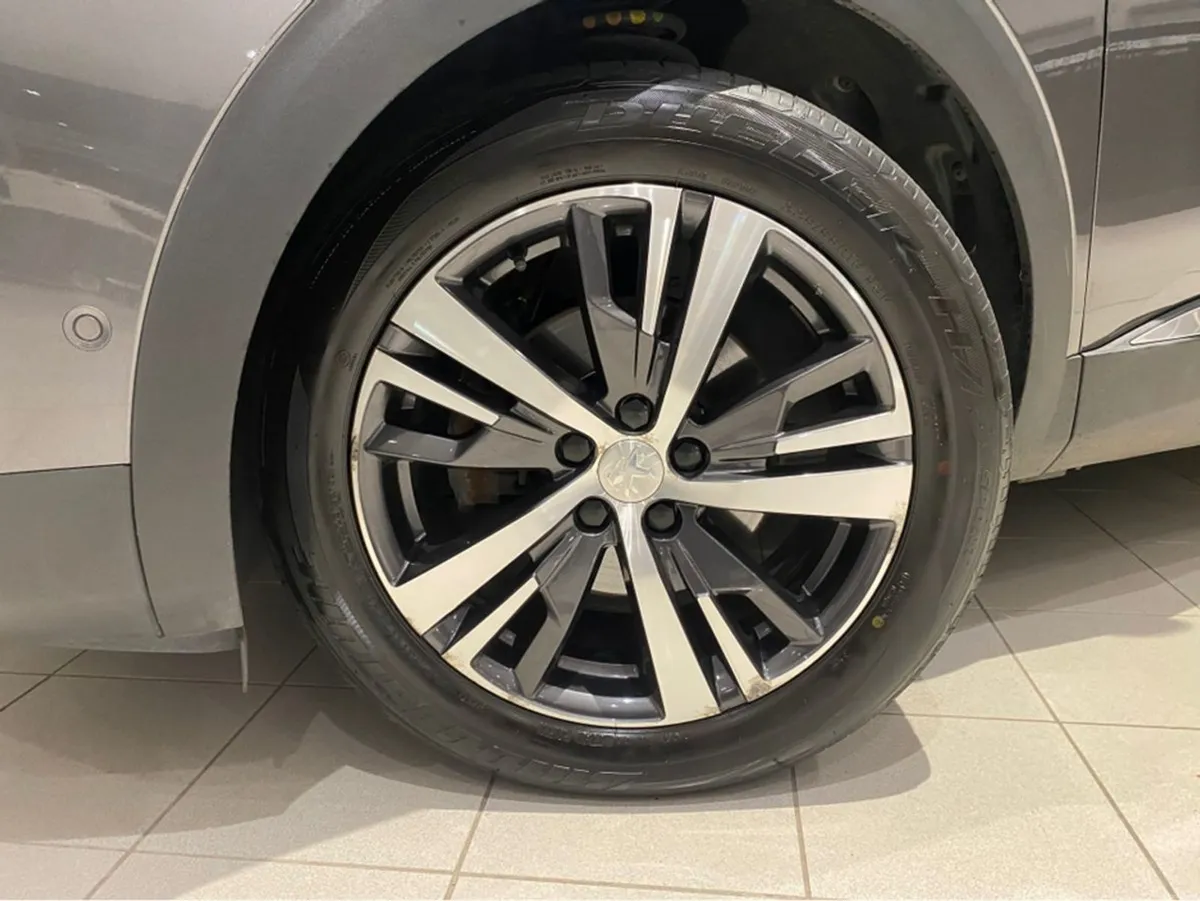Peugeot 3008 FL Allure 1.5 HDI 130 Auto 6.2 - Image 6