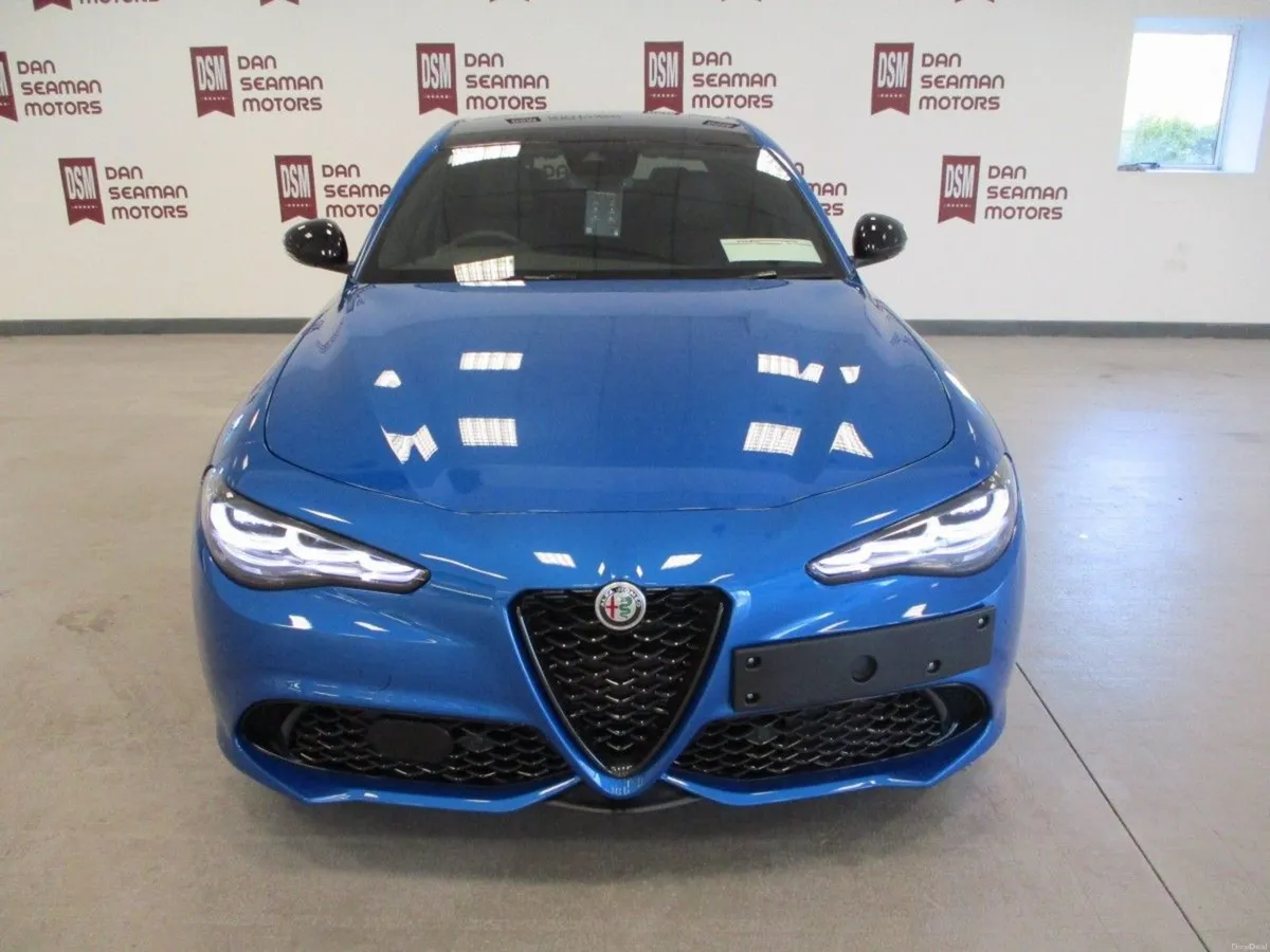 NEW 261 OFFERS-ALFA ROMEO GIULIA VELOCE - Image 4