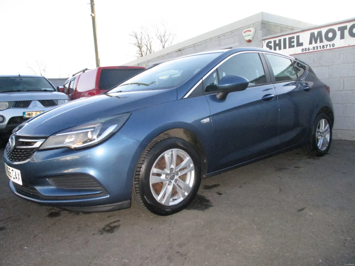 Opel   Astra 2017 - Image 6