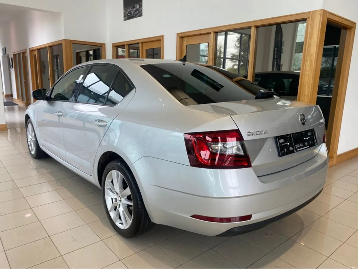 Skoda Octavia SOL 1.6 TDI 115HP 4DR - Image 5