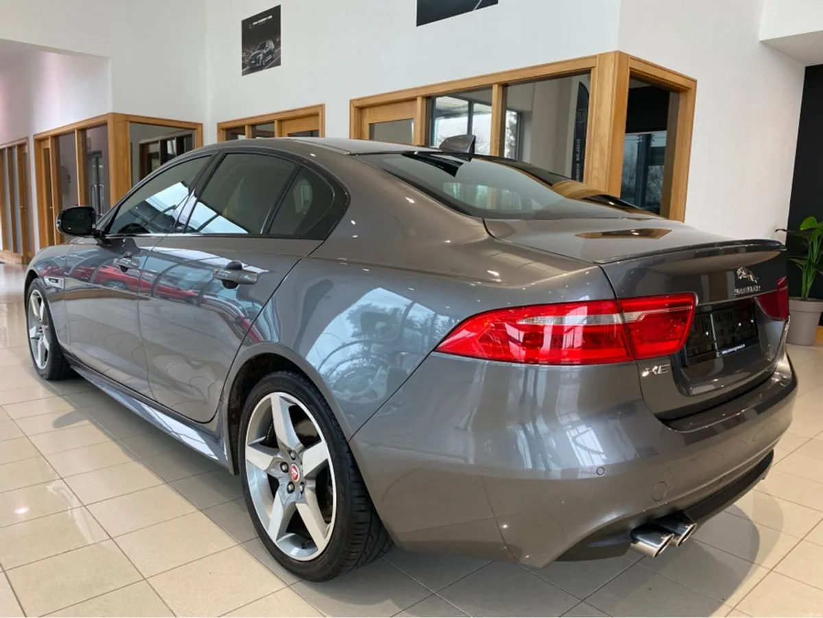 Jaguar XE 2.0 D R-sport 180PS  Auto - Image 5