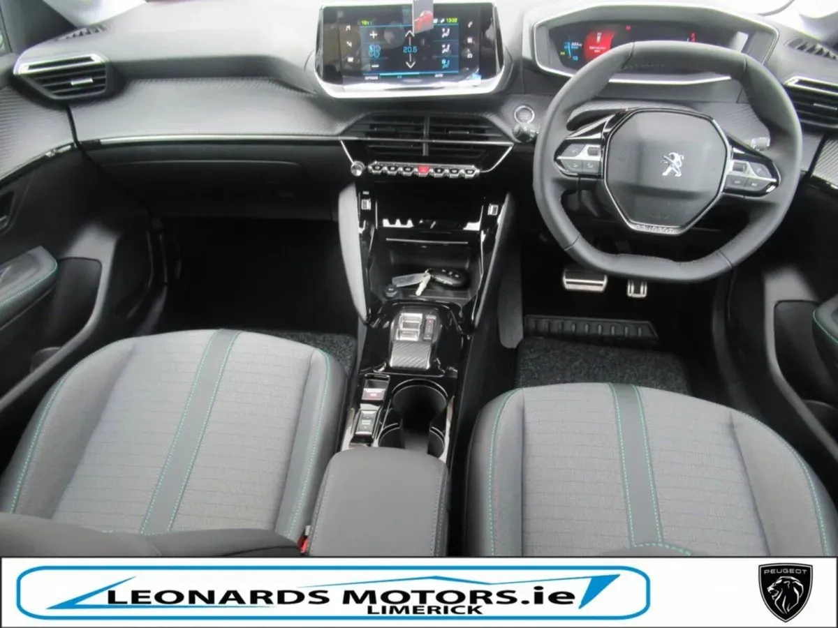 New Peugeot E208 54kWh Electric 156hp Allure - Image 6