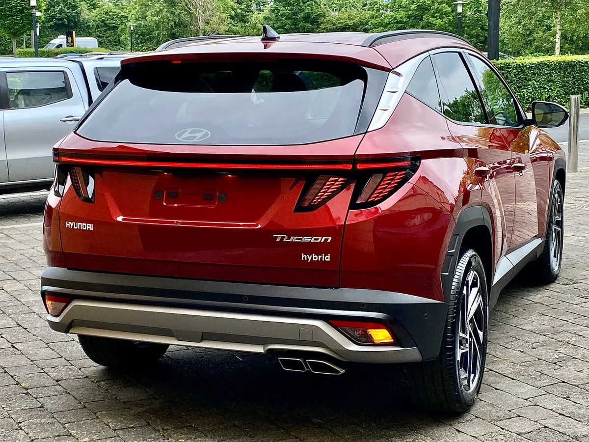 All New 261 Tucson Hybrid - Video Tour - Image 4