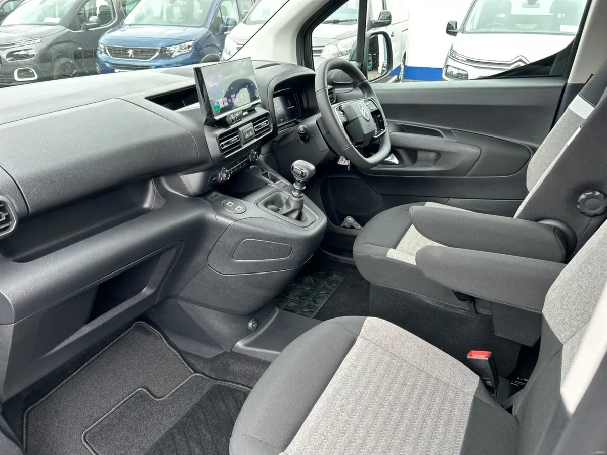 Citroen Berlingo Multispace Wheelchair Accessible - Image 3