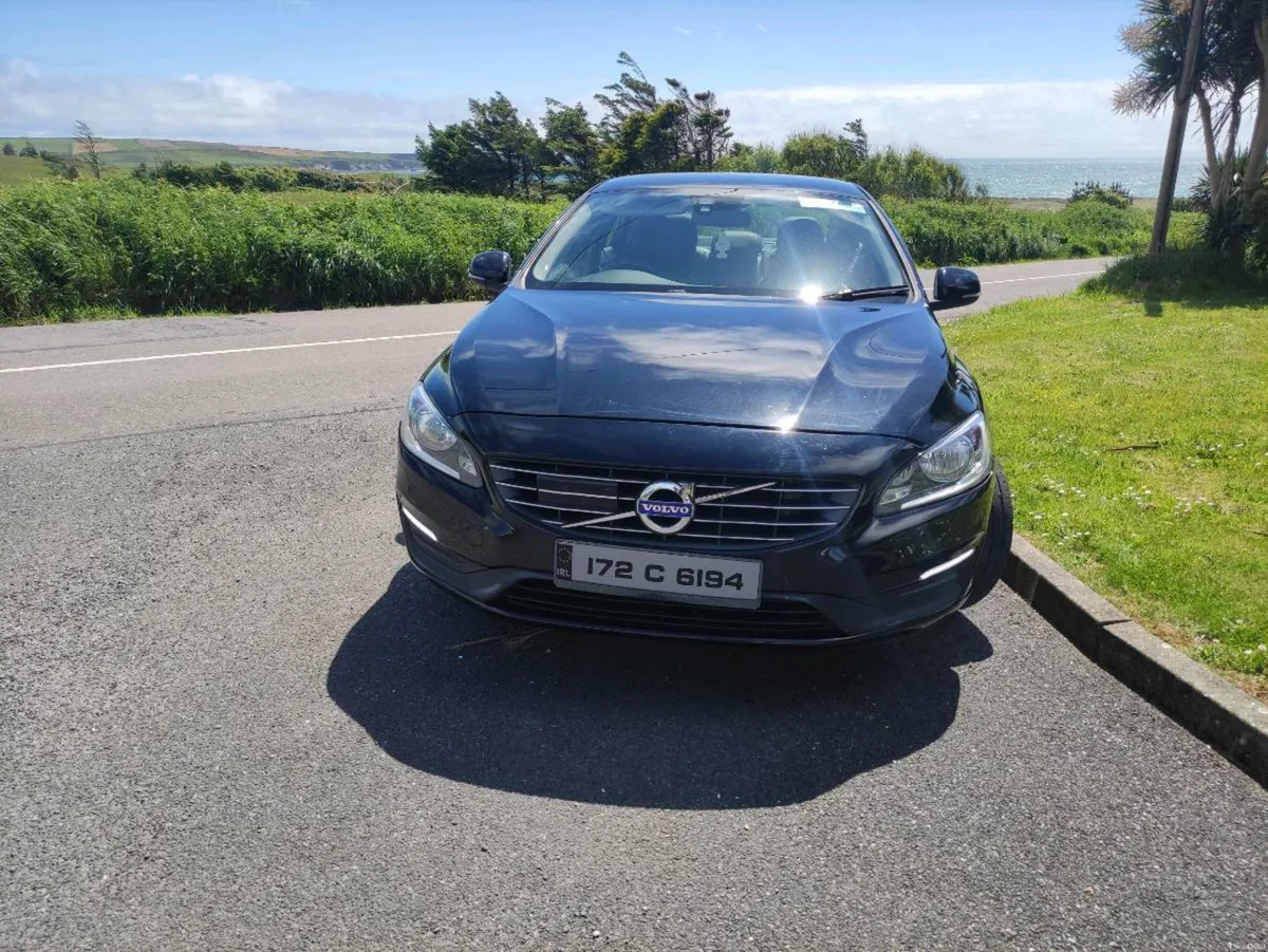 Volvo S60 2017 AUTO WITH LEATHER SEATS - Image 6