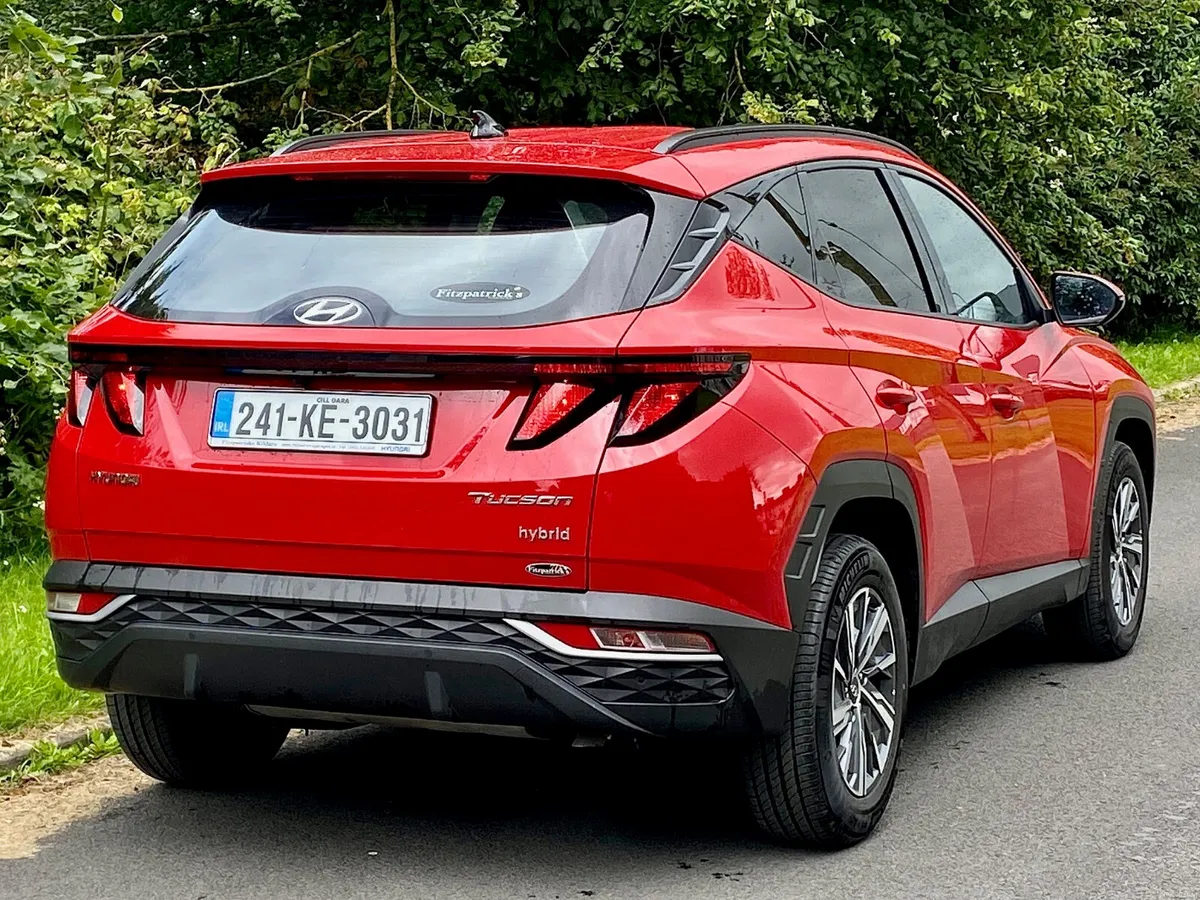 Tucson Hybrid 235 BHP - Hybrid - Warranty 2029 - Image 3