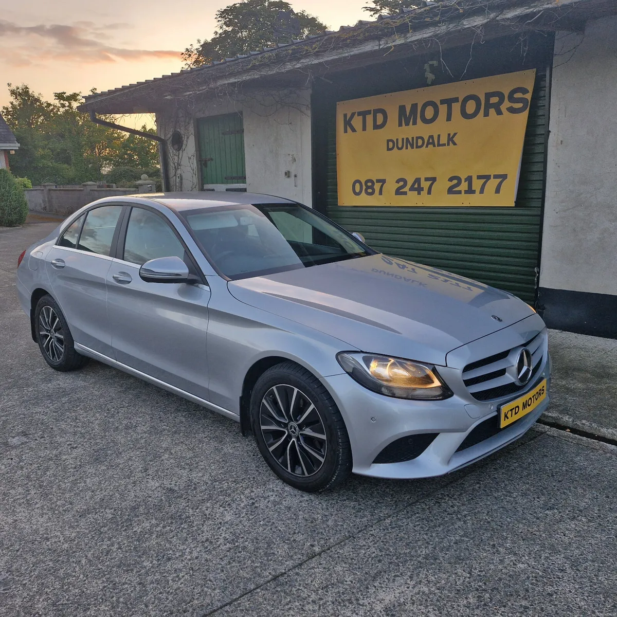 Low Mileage Mercedes-Benz C-220d - Image 3