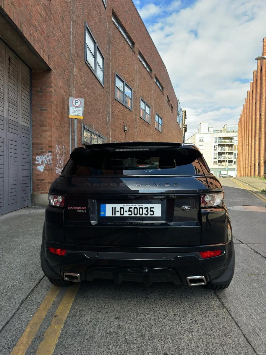 RANGE ROVER EVOQUE ALL BLACK - Image 4