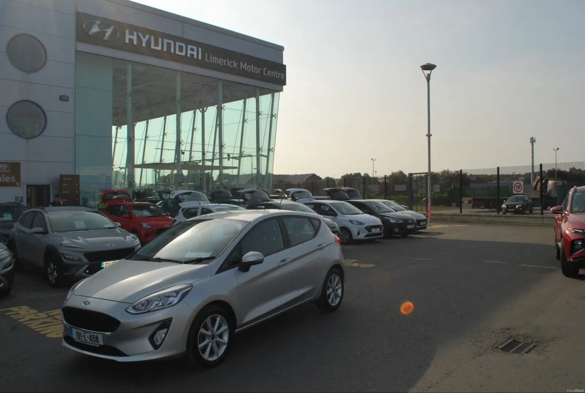 Ford Fiesta 1.1l 70 PS Zetec - Image 1
